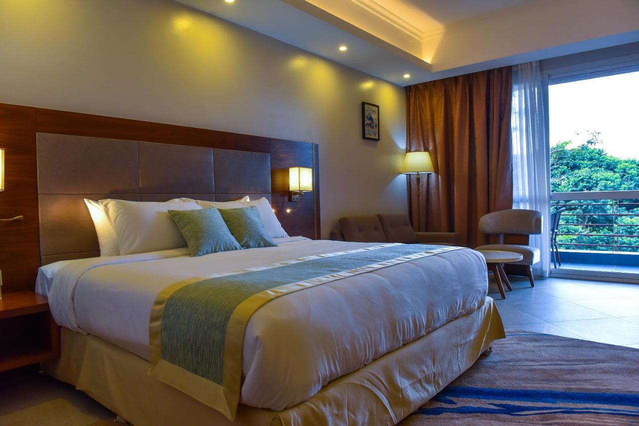 Admas Grand Hotel Entebbe Zewnętrze zdjęcie