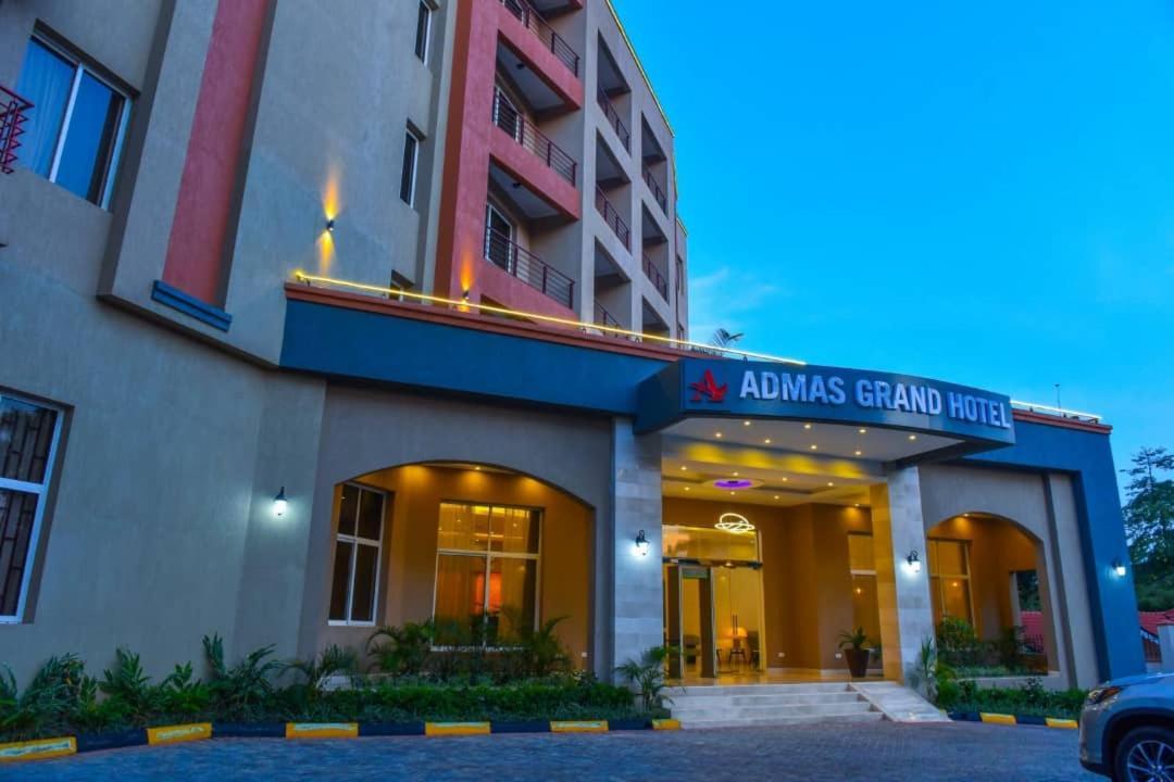 Admas Grand Hotel Entebbe Zewnętrze zdjęcie