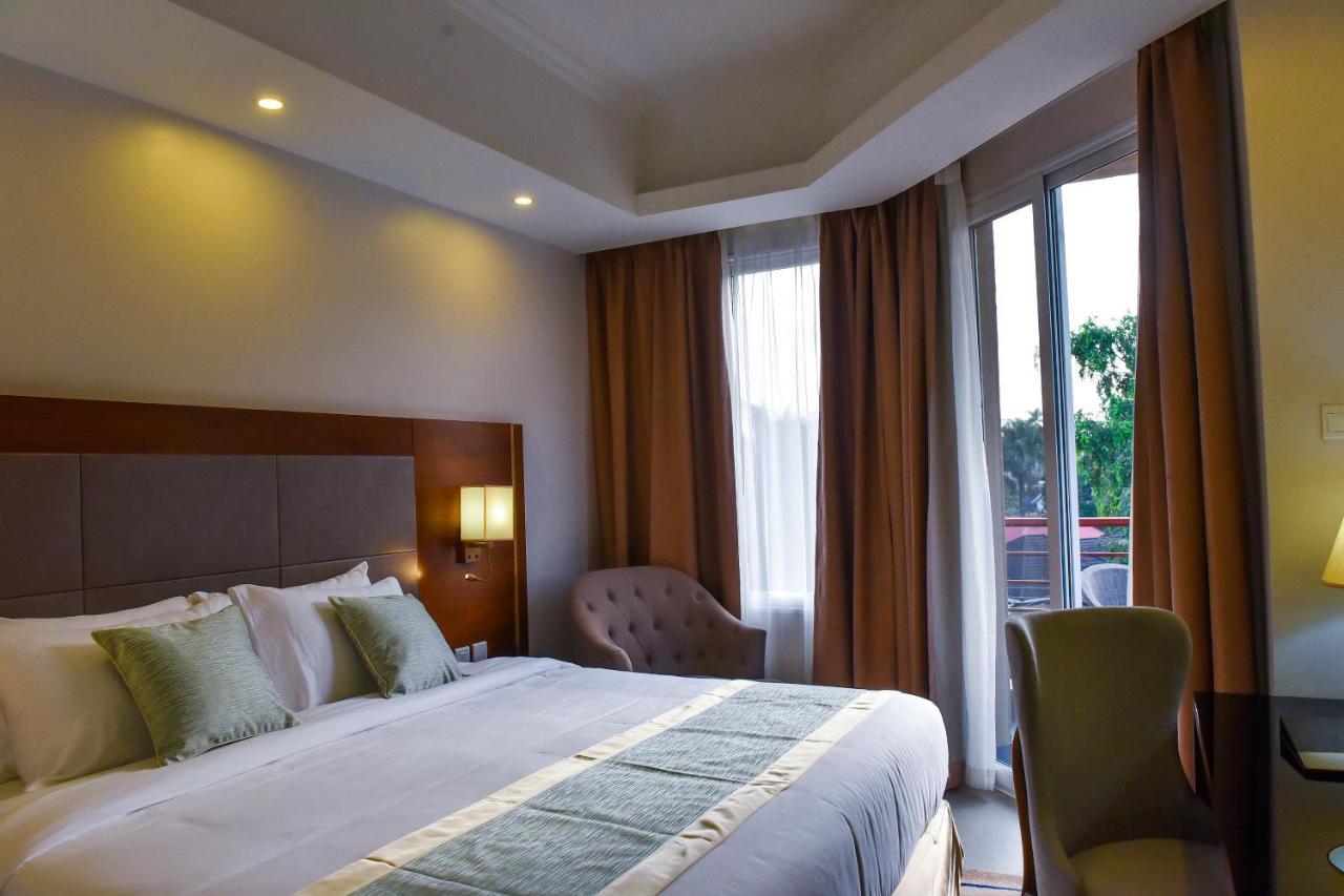 Admas Grand Hotel Entebbe Zewnętrze zdjęcie