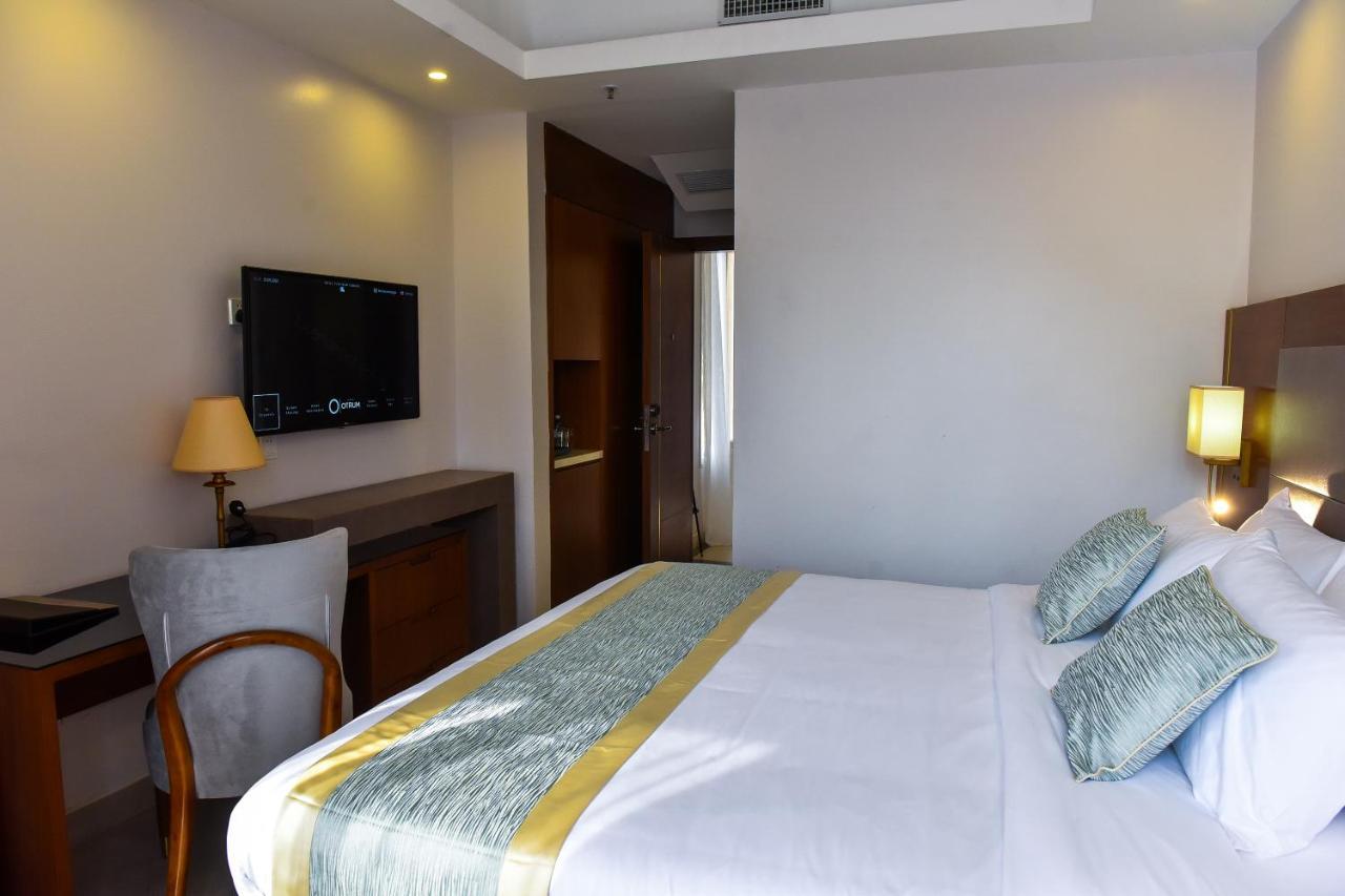 Admas Grand Hotel Entebbe Zewnętrze zdjęcie