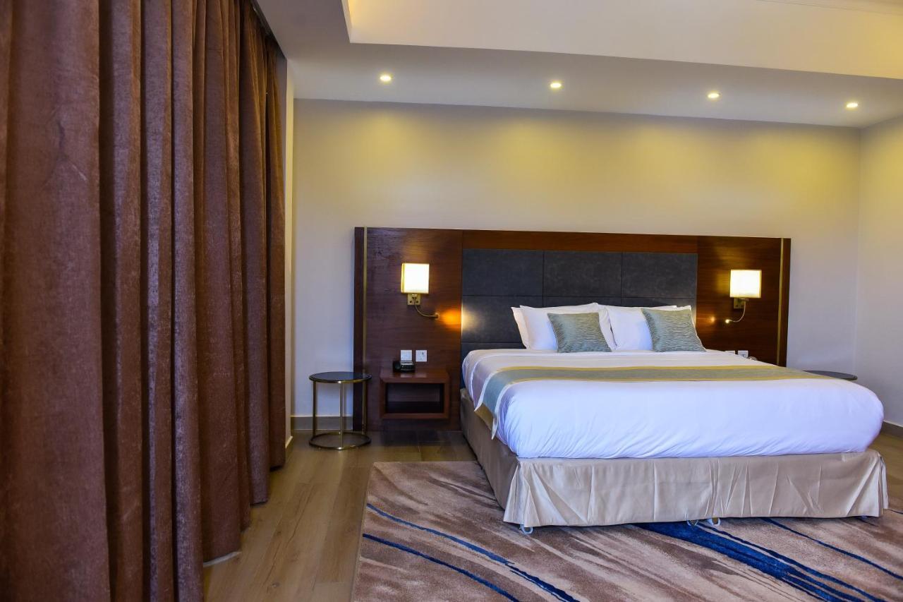 Admas Grand Hotel Entebbe Zewnętrze zdjęcie