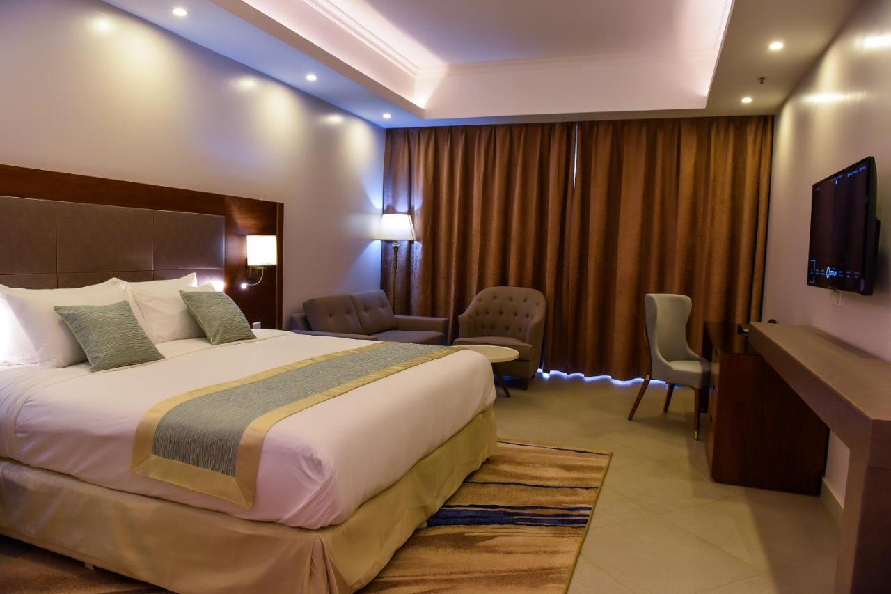 Admas Grand Hotel Entebbe Zewnętrze zdjęcie