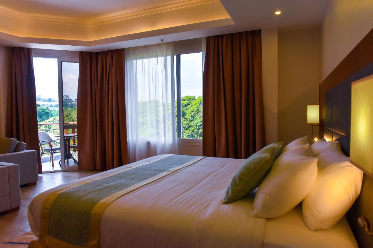 Admas Grand Hotel Entebbe Zewnętrze zdjęcie