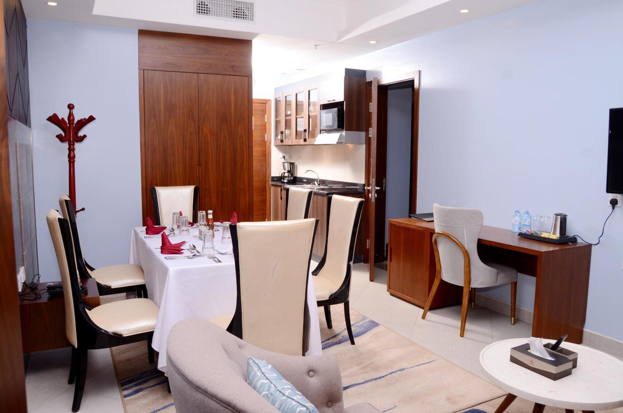 Admas Grand Hotel Entebbe Zewnętrze zdjęcie
